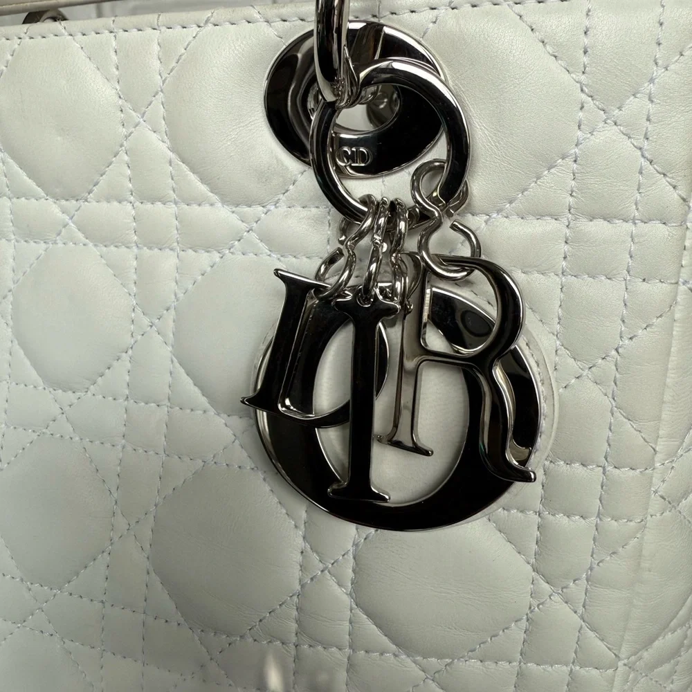 Christian Dior Cannage Lady Dior - Picture 11 of 17